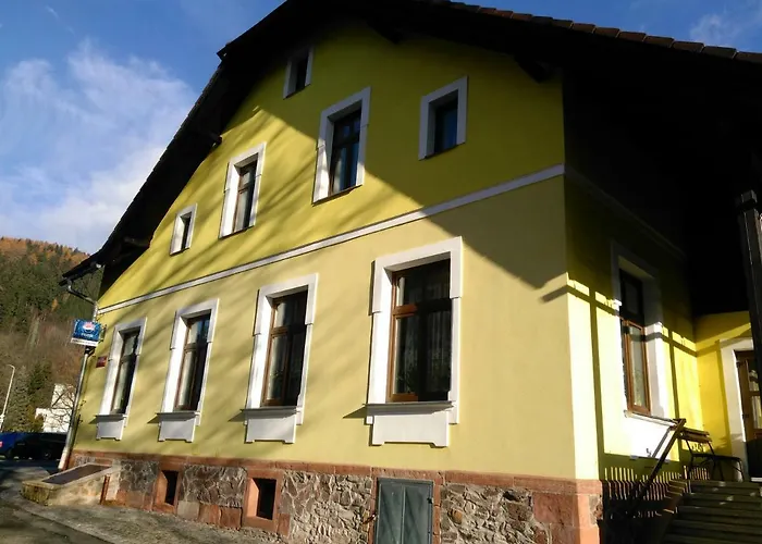 Kneifel, S.r.o. Pensionat